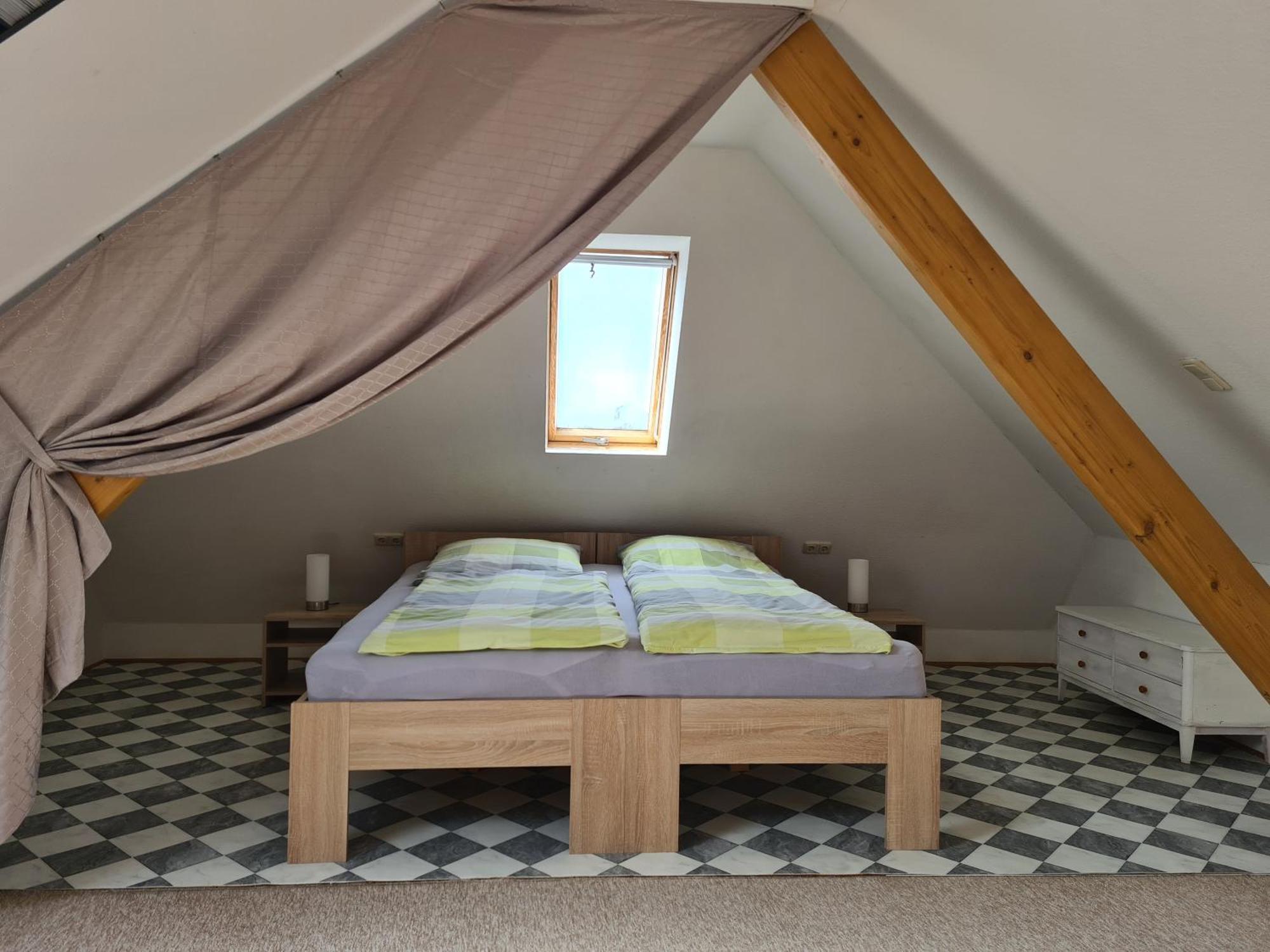Ferienwohnung Weisskopf Alkersleben Екстер'єр фото