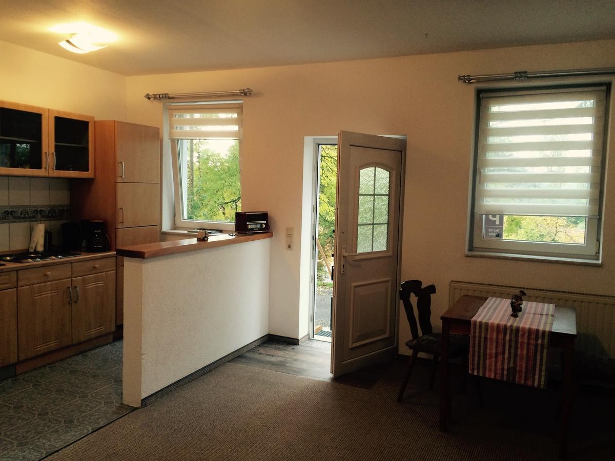 Ferienwohnung Weisskopf Alkersleben Екстер'єр фото